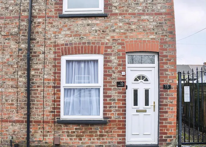 Brookshaw Cottage